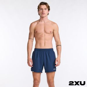 2XU 男 Aero 5吋運動短褲 午夜藍/反光銀