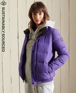 SUPERDRY 女裝 保暖外套 SOURCE RETRO PUFFER 紫