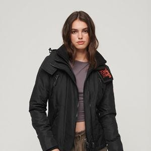 SUPERDRY 女裝 長袖外套 MOUNTAIN WINDCHEATER 黑